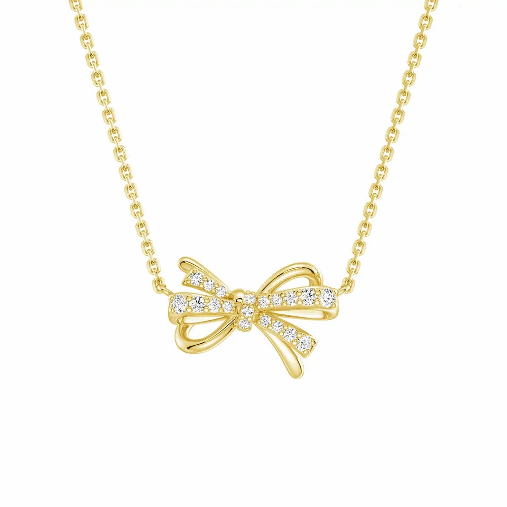 Filigree Bow Edge Moissanite Diamond Necklace Elegant Details Outdoor Style