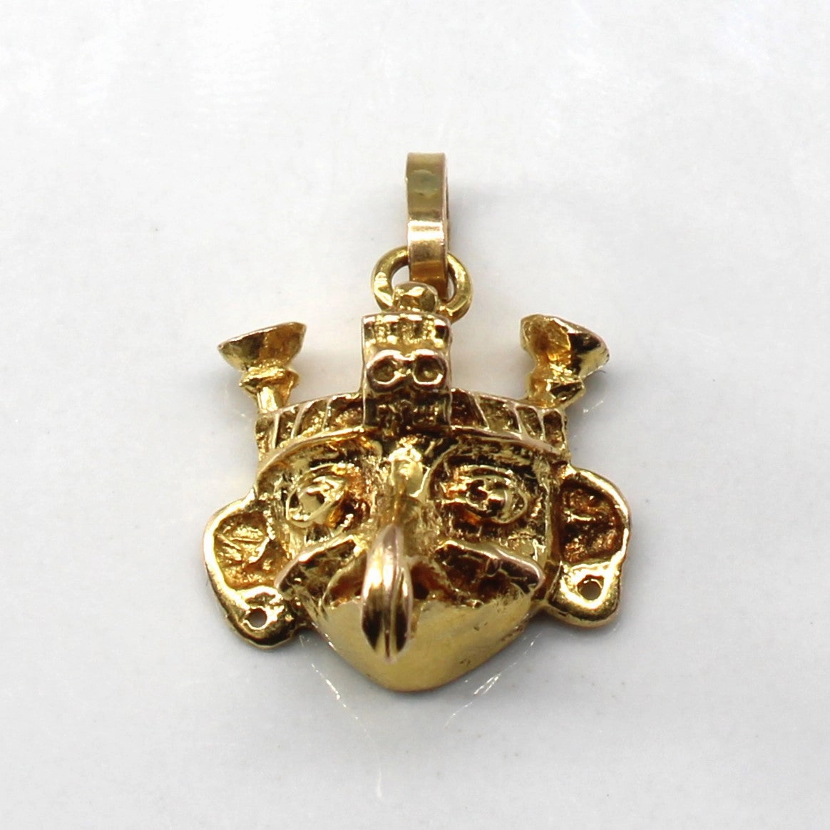 Weekend Light Fashion Sparkle 14k Yellow Gold Pendant