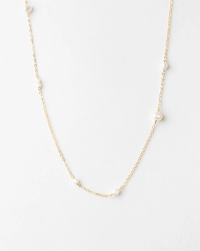 Trendy Piece Floating Pearl Necklace
