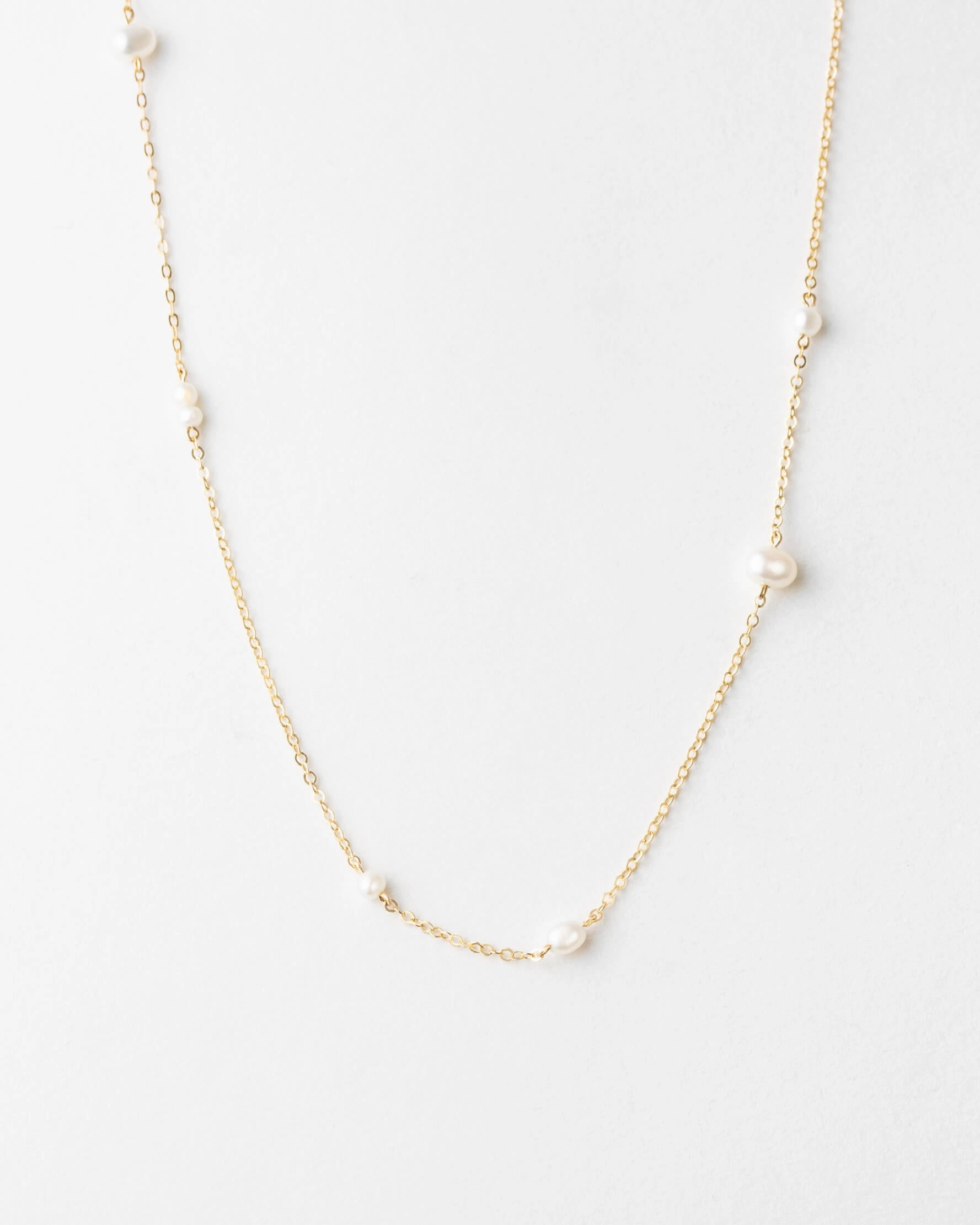 Trendy Piece Floating Pearl Necklace