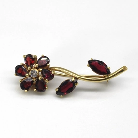 Flower Design Garnet & Synthetic Spinel Brooch | 5.36ctw | Distinctive Design Lightweight Glam