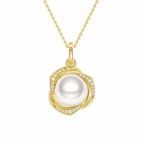 Subtle Vibe Freshwater Pearl Pendant Necklace with Diamond Floral Halo