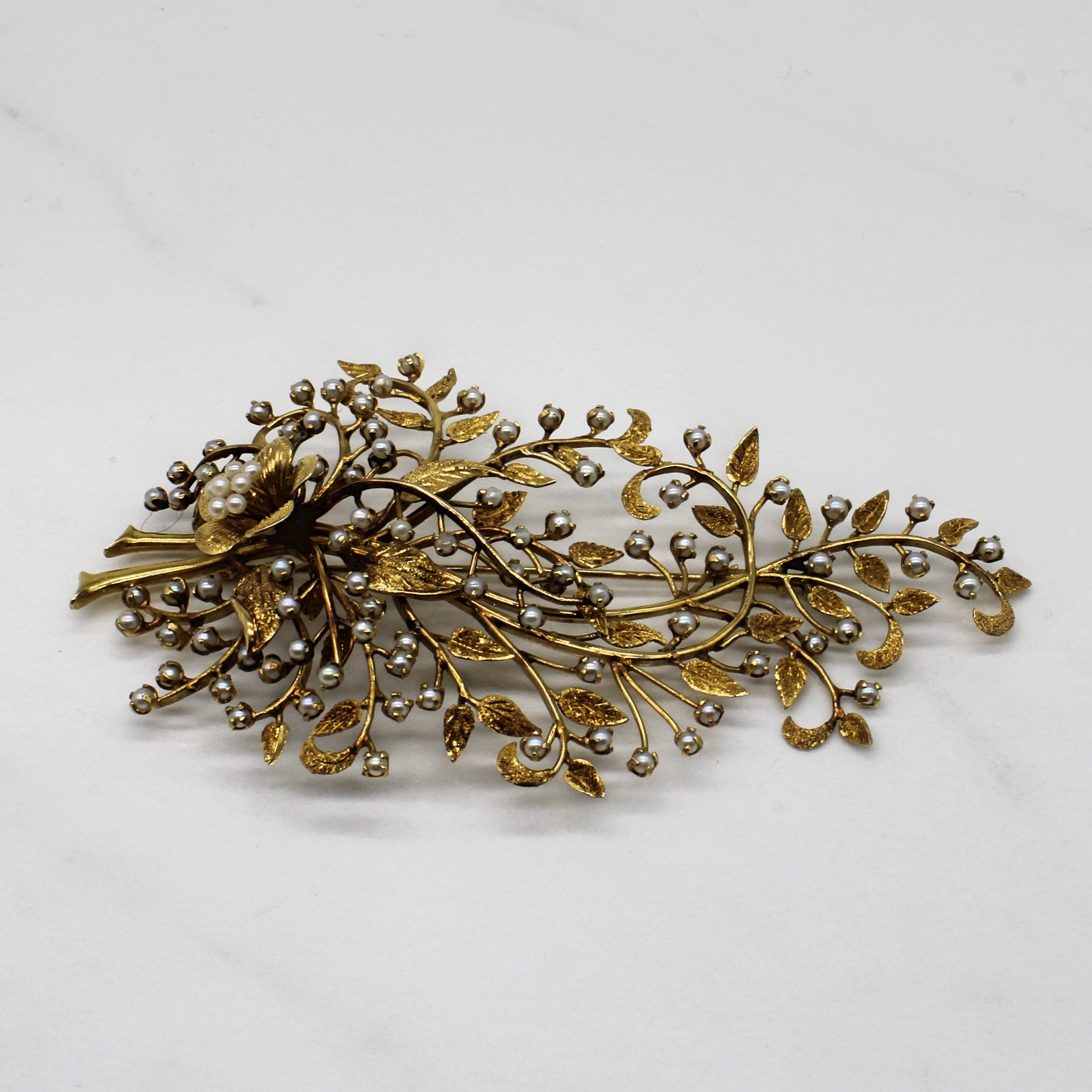 Delicate Sparkle Floral Seed Pearl 15k Yellow Gold Brooch |