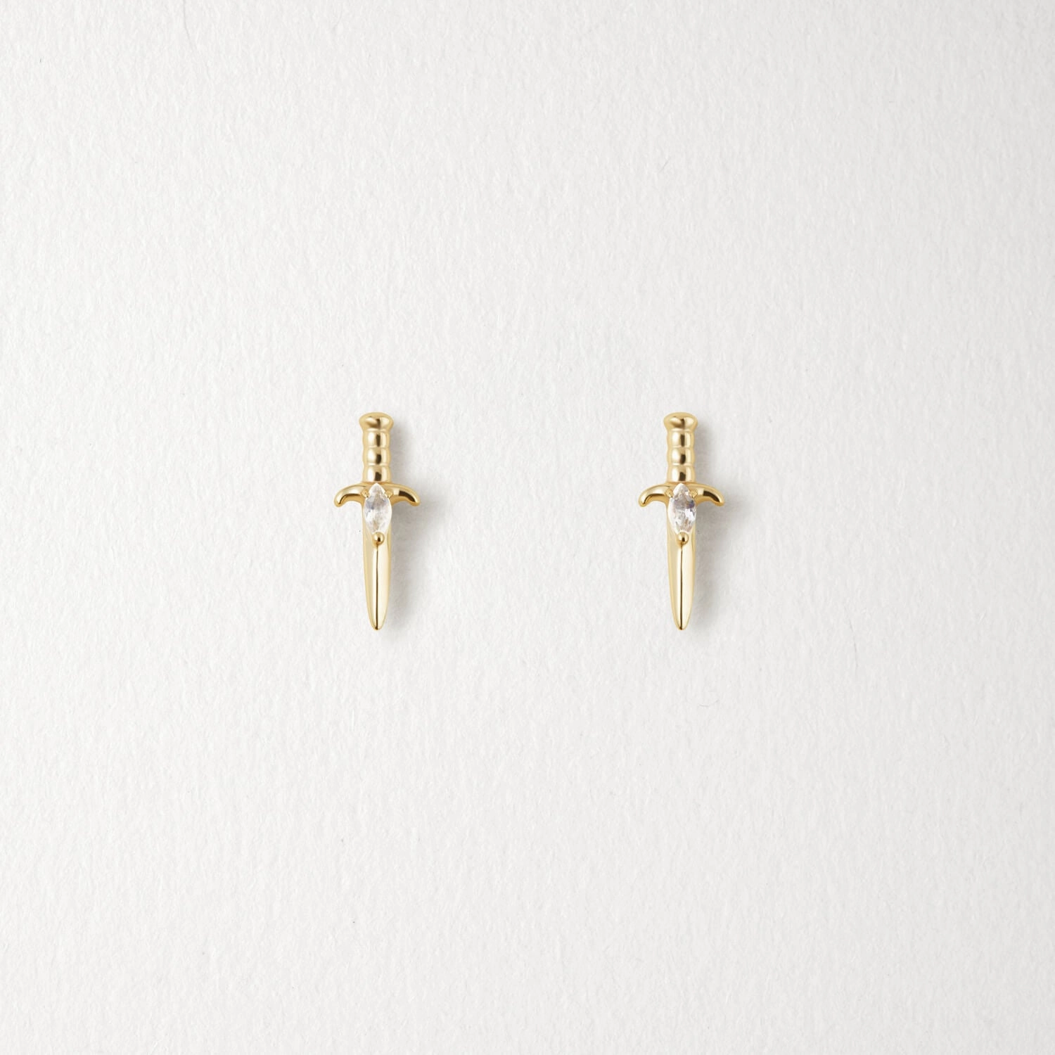 Inventory - Moonstone Dagger Studs Impressive Craft