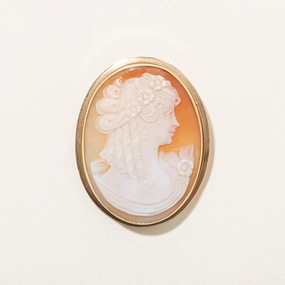 Italian Cameo Shell Convertible Pendant to Brooch | 25.00ct Charming Details Delicate Highlight