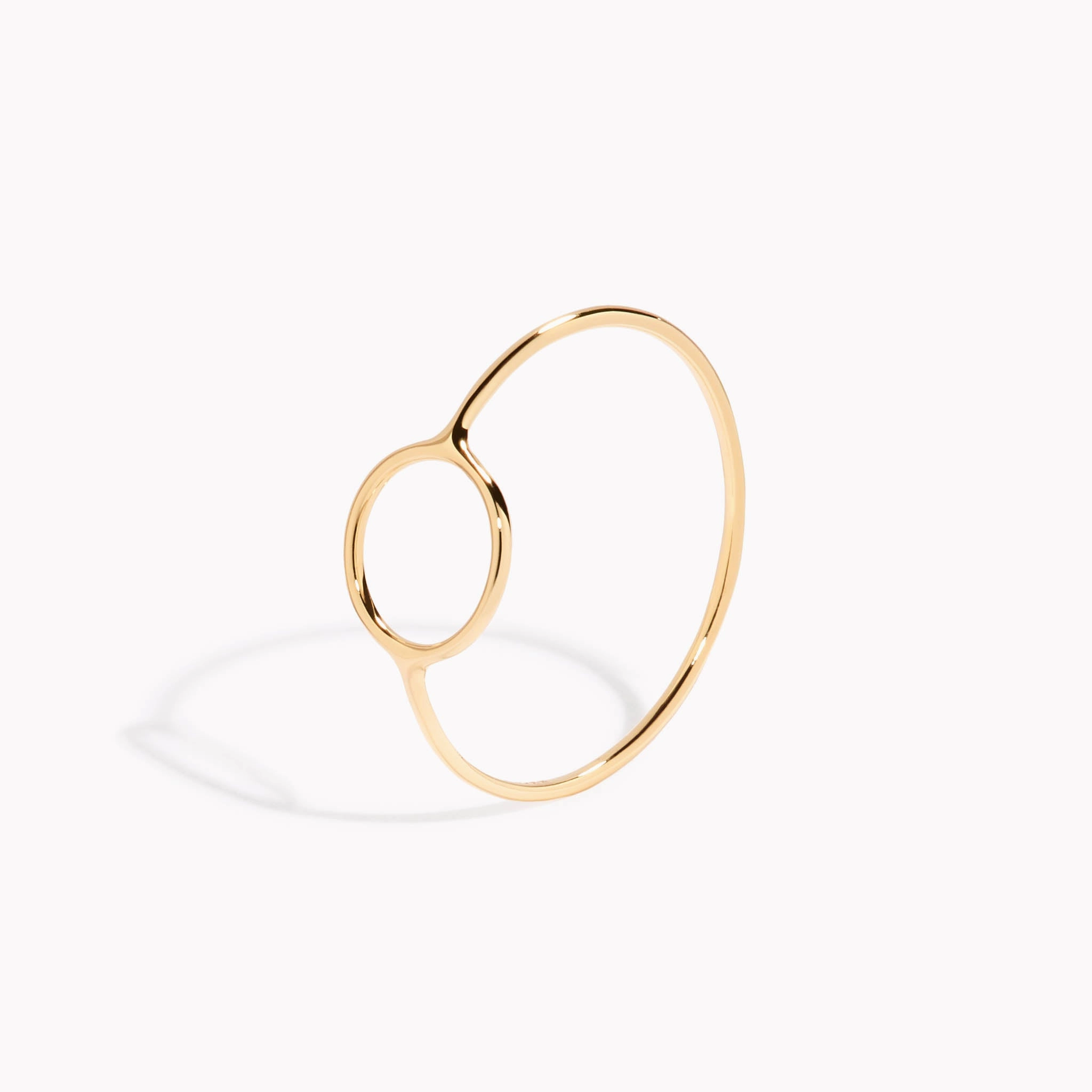 14k Gold Circle Ring Expressive Touch