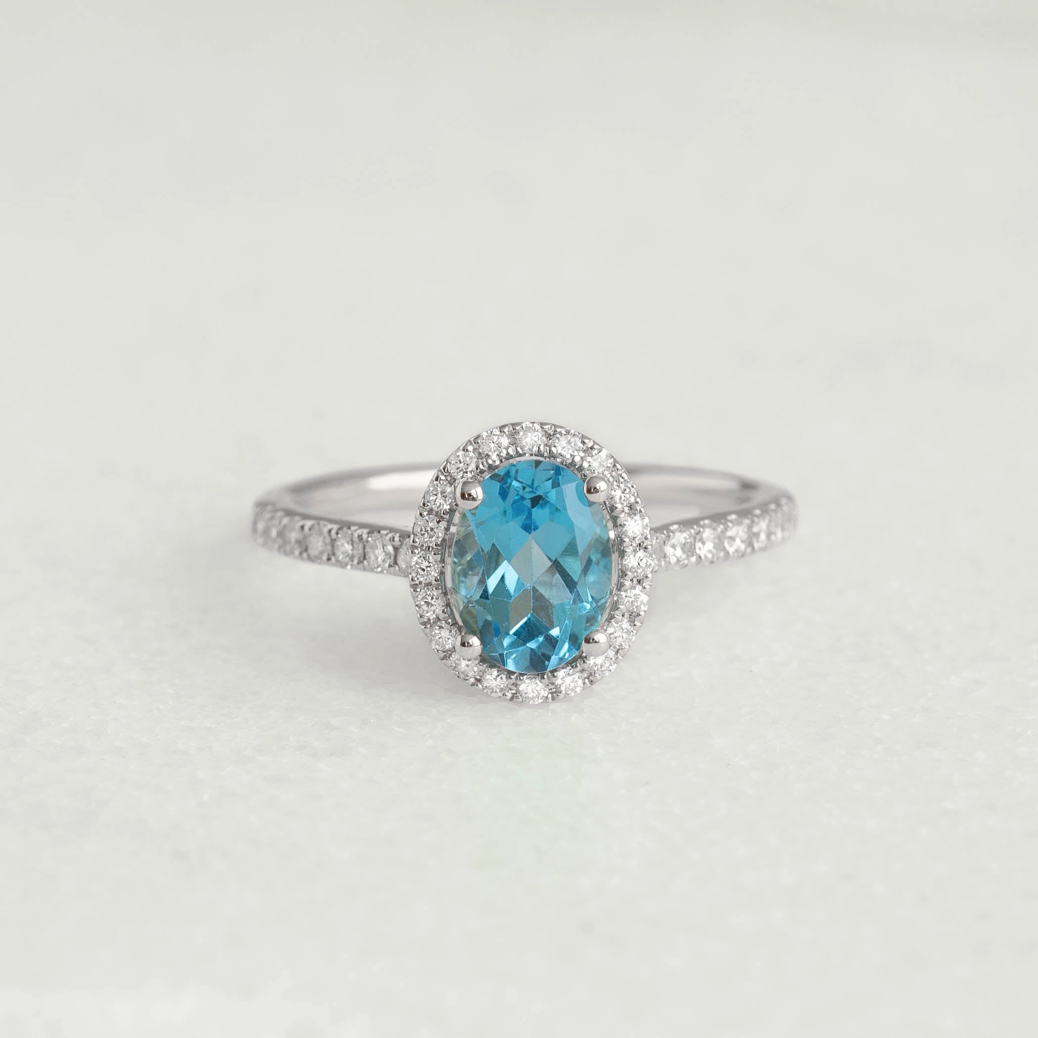 Timeless Fit Elite Finish Oval Swiss Blue Topaz Halo Ring White Gold - Suna