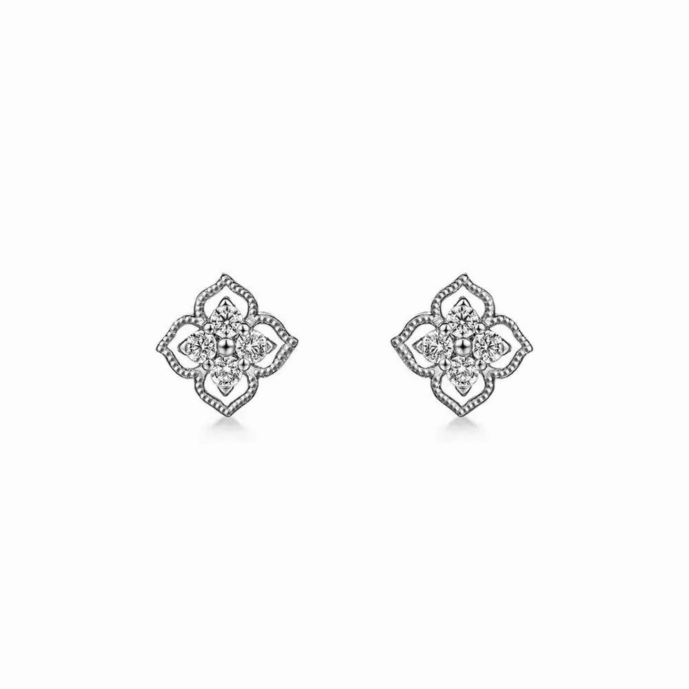 Raised-Edge Clover Diamond Studs with Centered Sparkle Vogue Piece