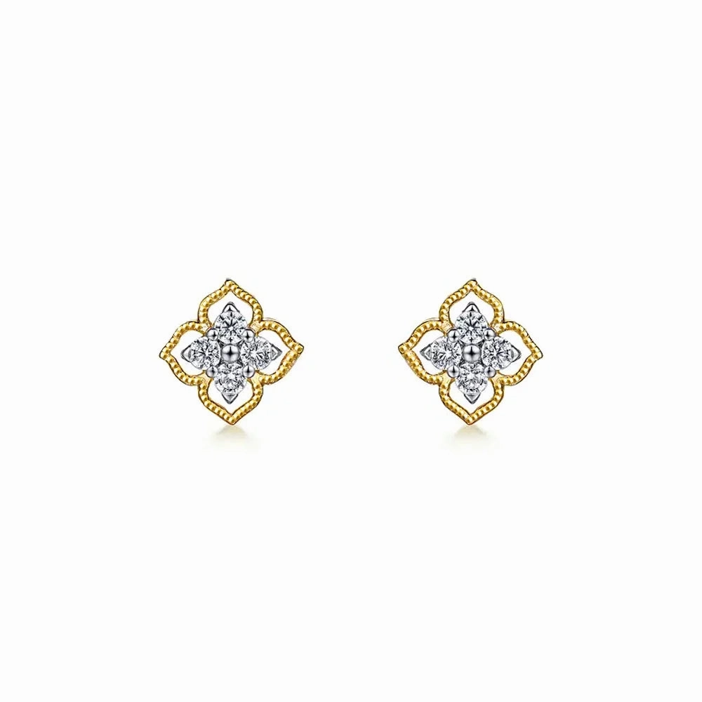 Contemporary Detail Raised-Edge Clover Diamond Studs with Centered Sparkle