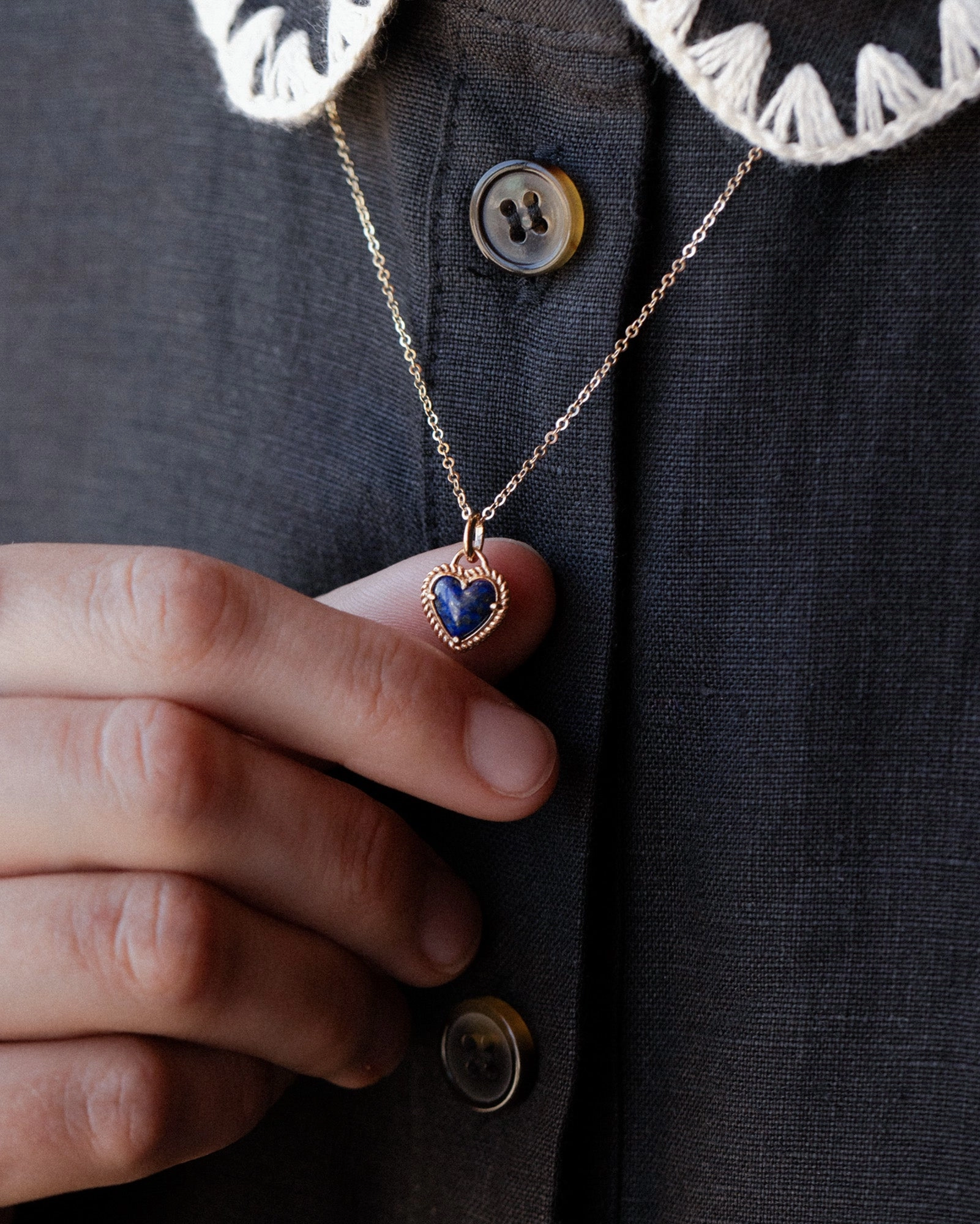 Relaxed Look Lasso Heart Charm