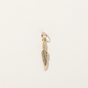 10k Yellow Gold Feather Charm Casual Outfit Daily Classic