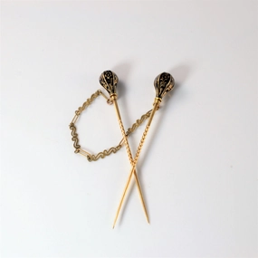 Refined Choice Victorian Era Enameled Cloak Closure |