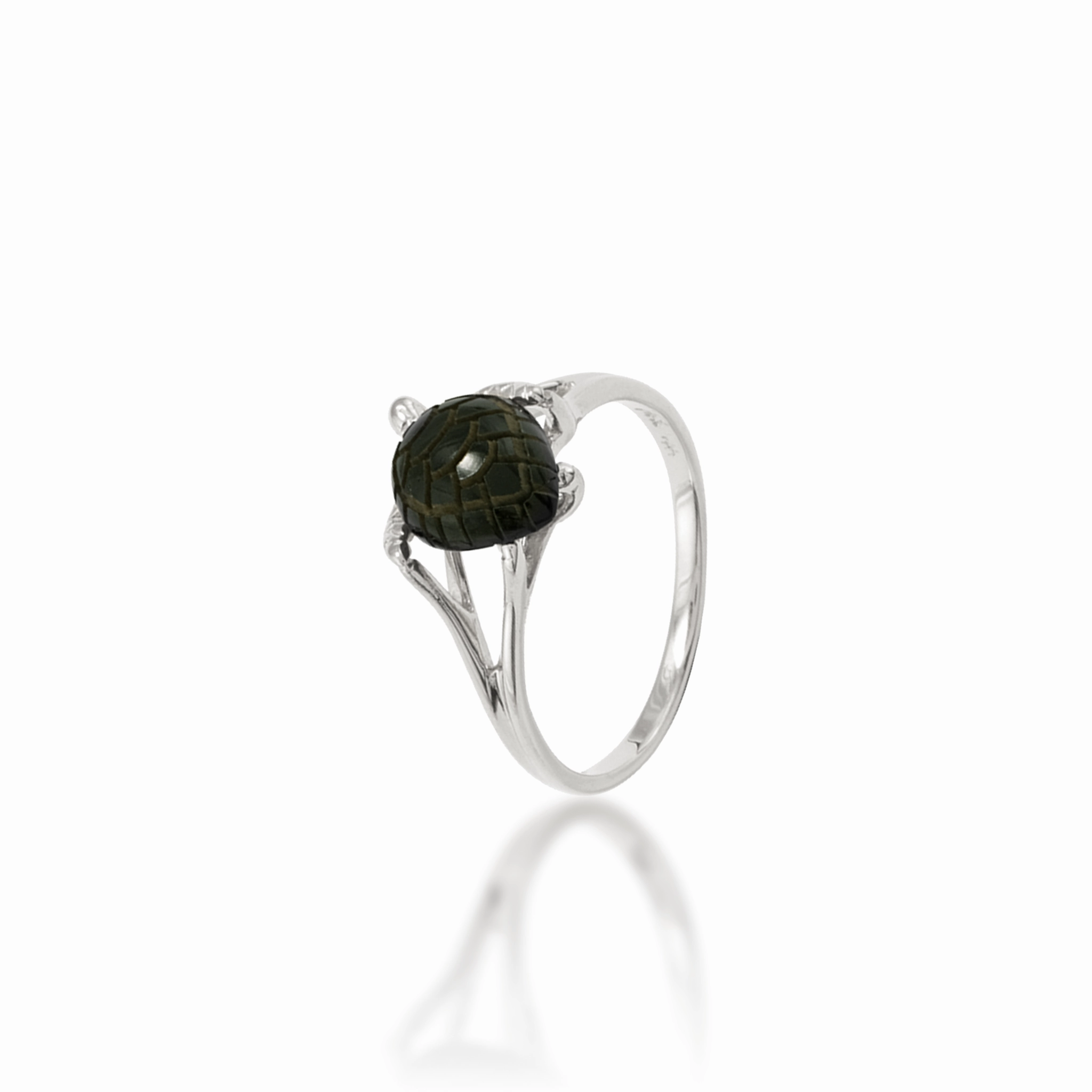 Winter Party Honu Black Coral Ring in White Gold - 11mm