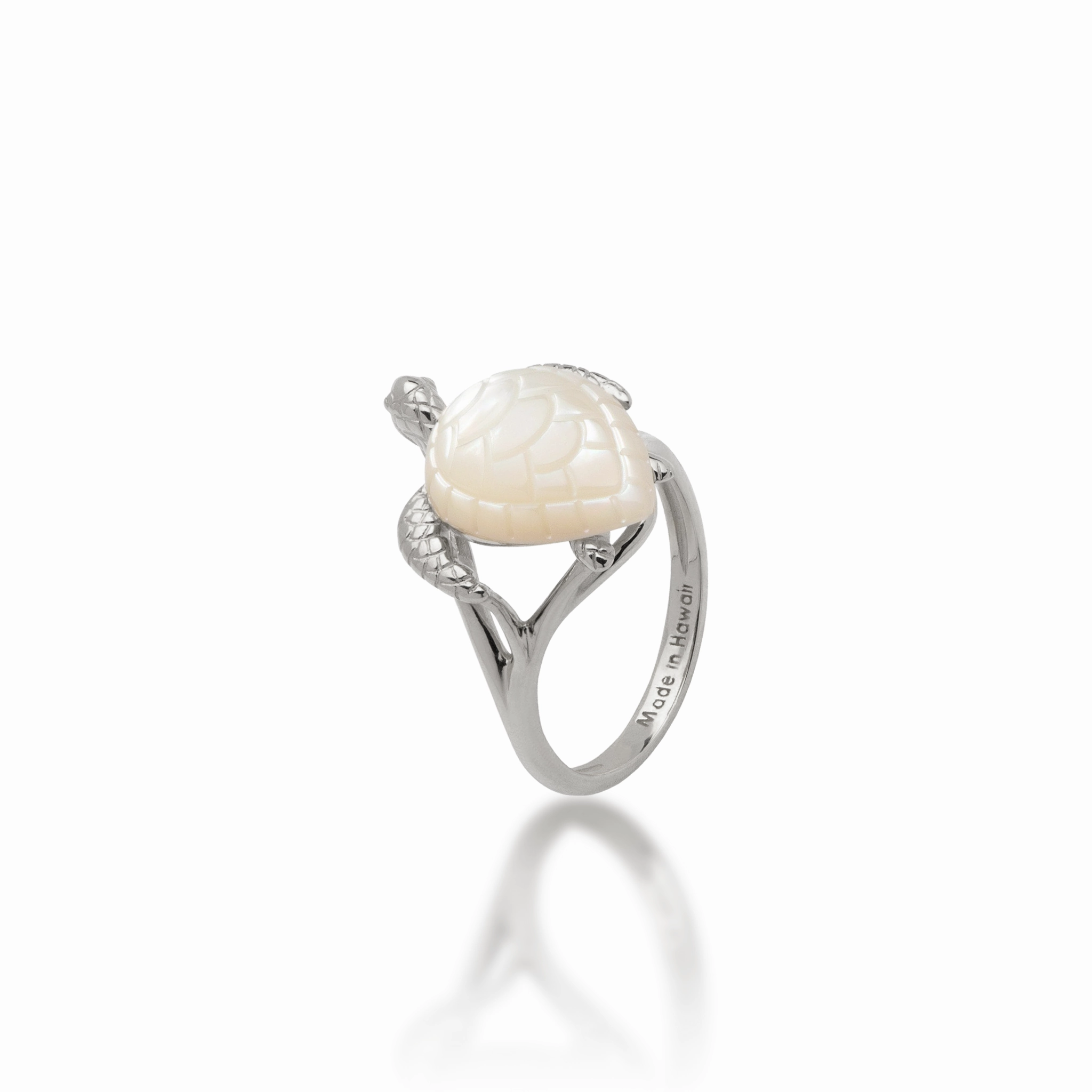Honu Mother of Pearl Ring in White Gold - 18mm Petite Glam