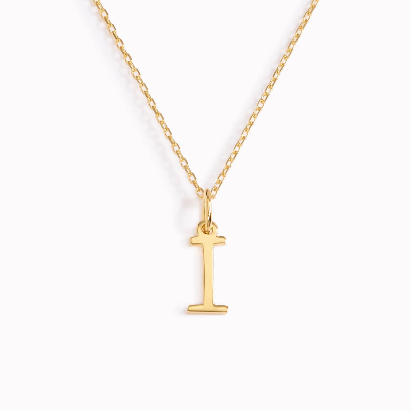 Camera Glow Cool Moment I Necklace / Gold Initial Necklace
