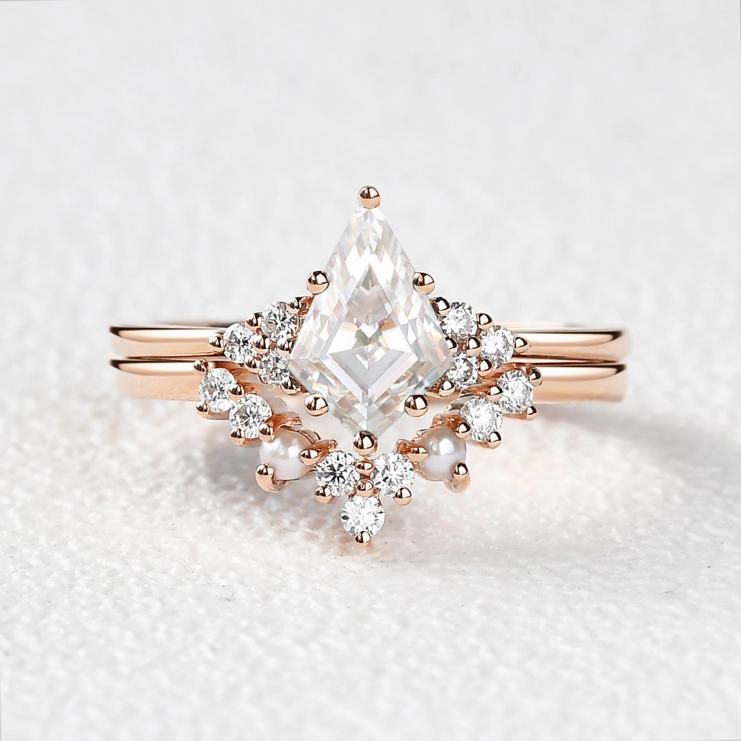 Day Look Kite Cut Moissanite Pearl Engagement Ring Set 2pcs