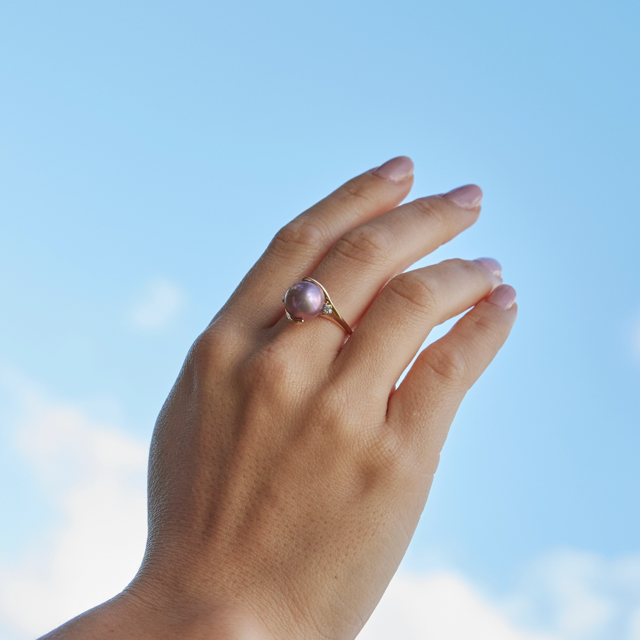 Fashion Accessory Timeless Craft Shine Lilac Freshwater Pearl Ring in Rose Gold with Diamonds - 10-11mm