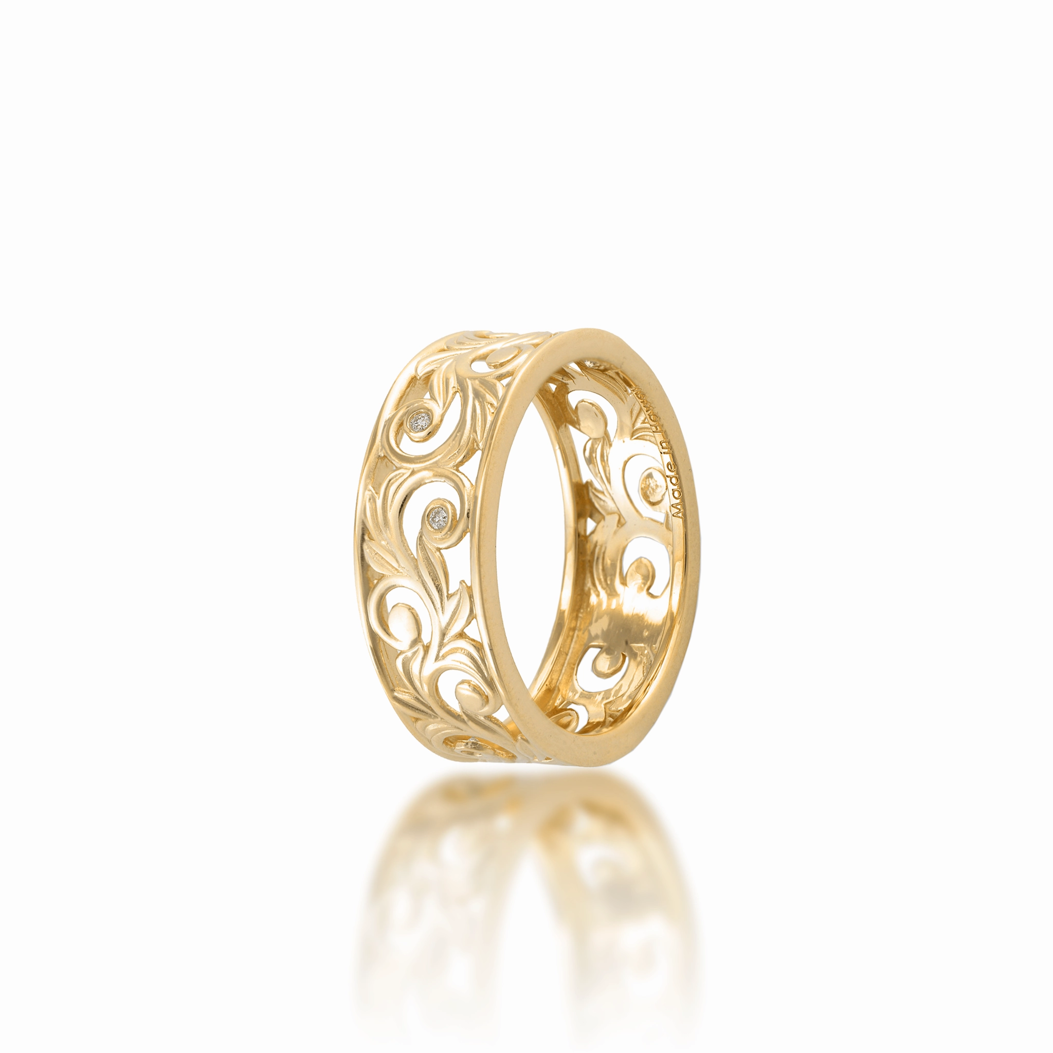Living Heirloom Ring in Gold with Diamonds - 8mm Mood Accent