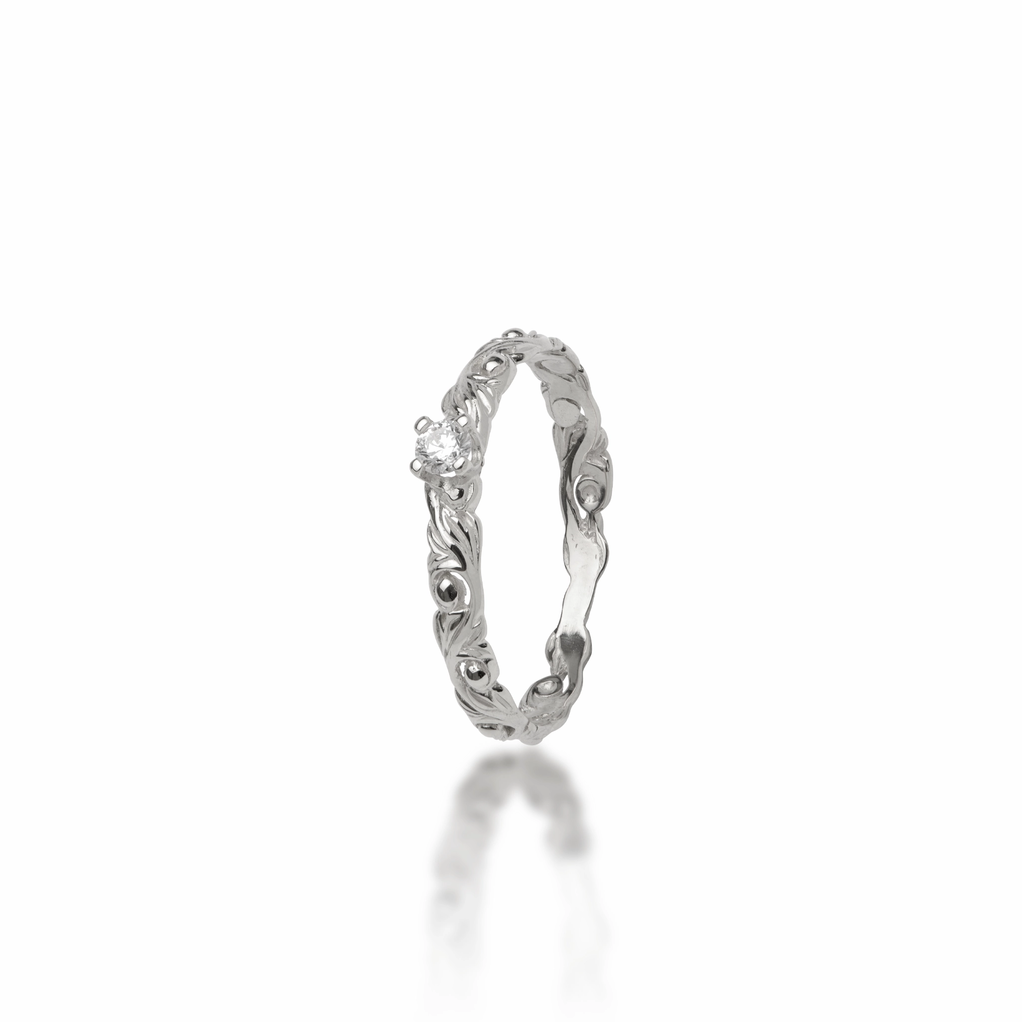 Living Heirloom Ring in White Gold with Diamonds - 3mm Distinctive Finish