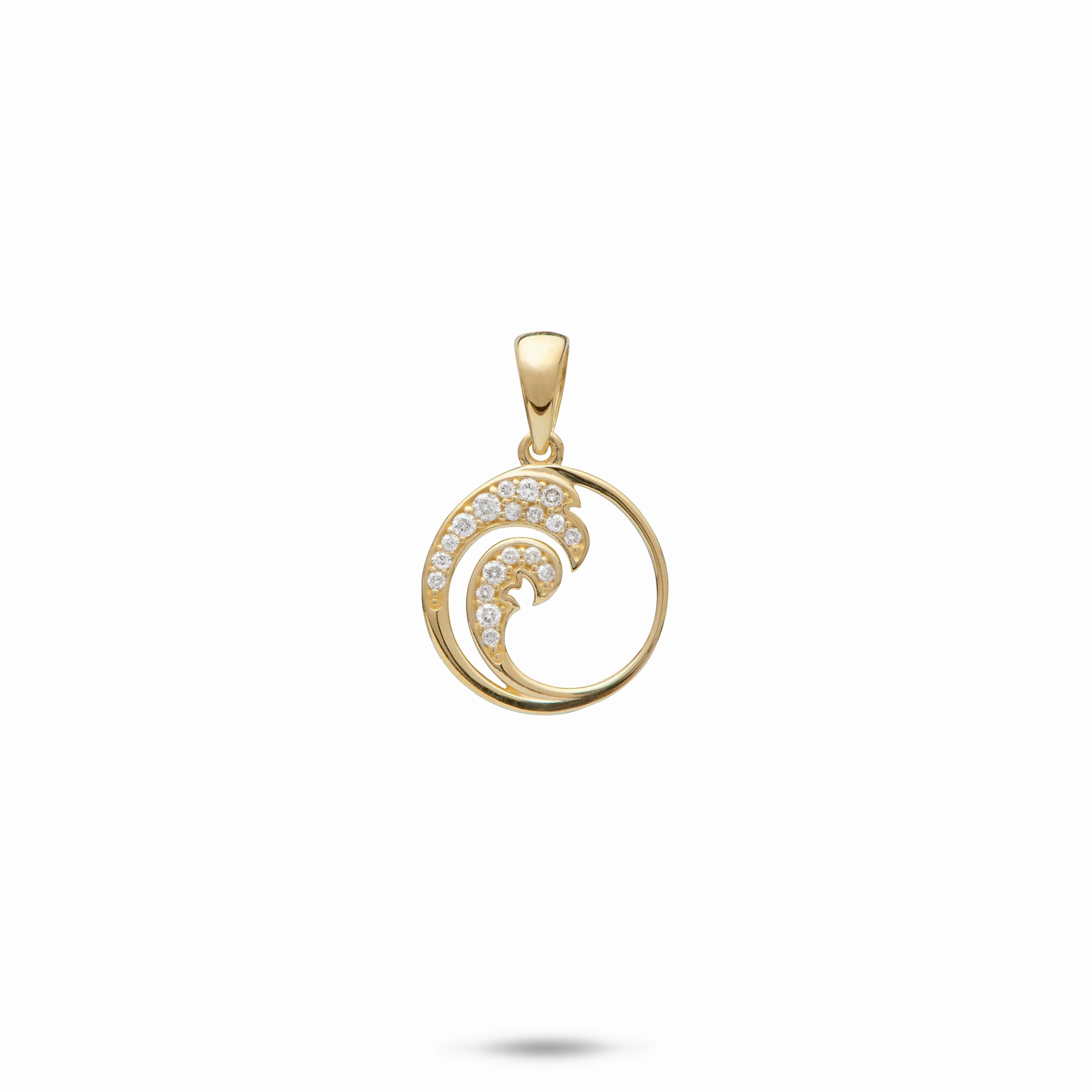 Nalu Pendant in Gold with Diamonds - 12mm Elegant Vibe