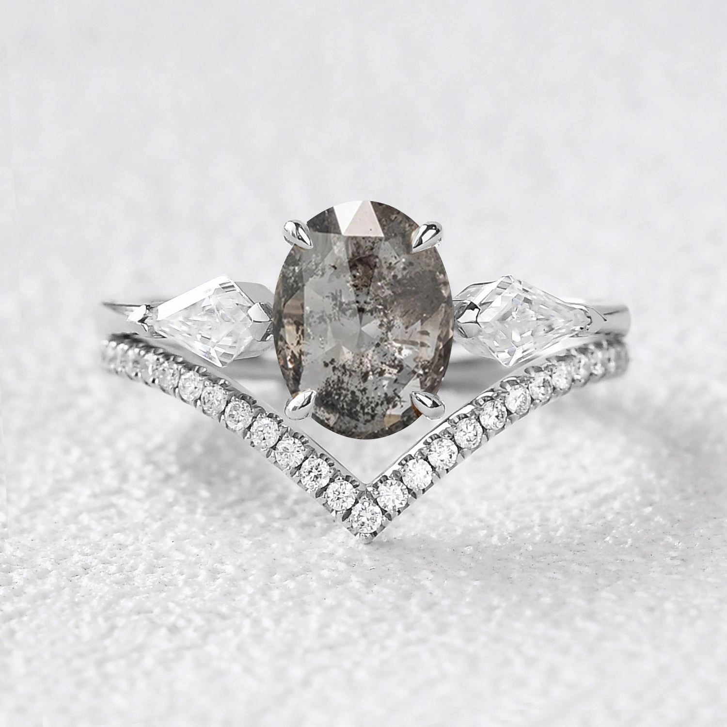 Oval Cut Salt and Pepper Diamonds Engagement Three Stone Ring Sets 2pcs Metallic Touch Elegant Feel