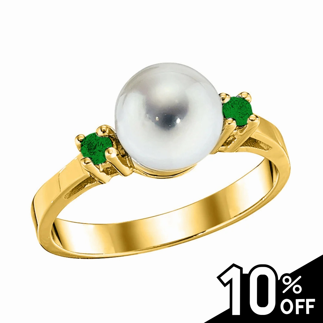 Smooth Detail 14K Yellow Gold Pearl and Emerald Ring