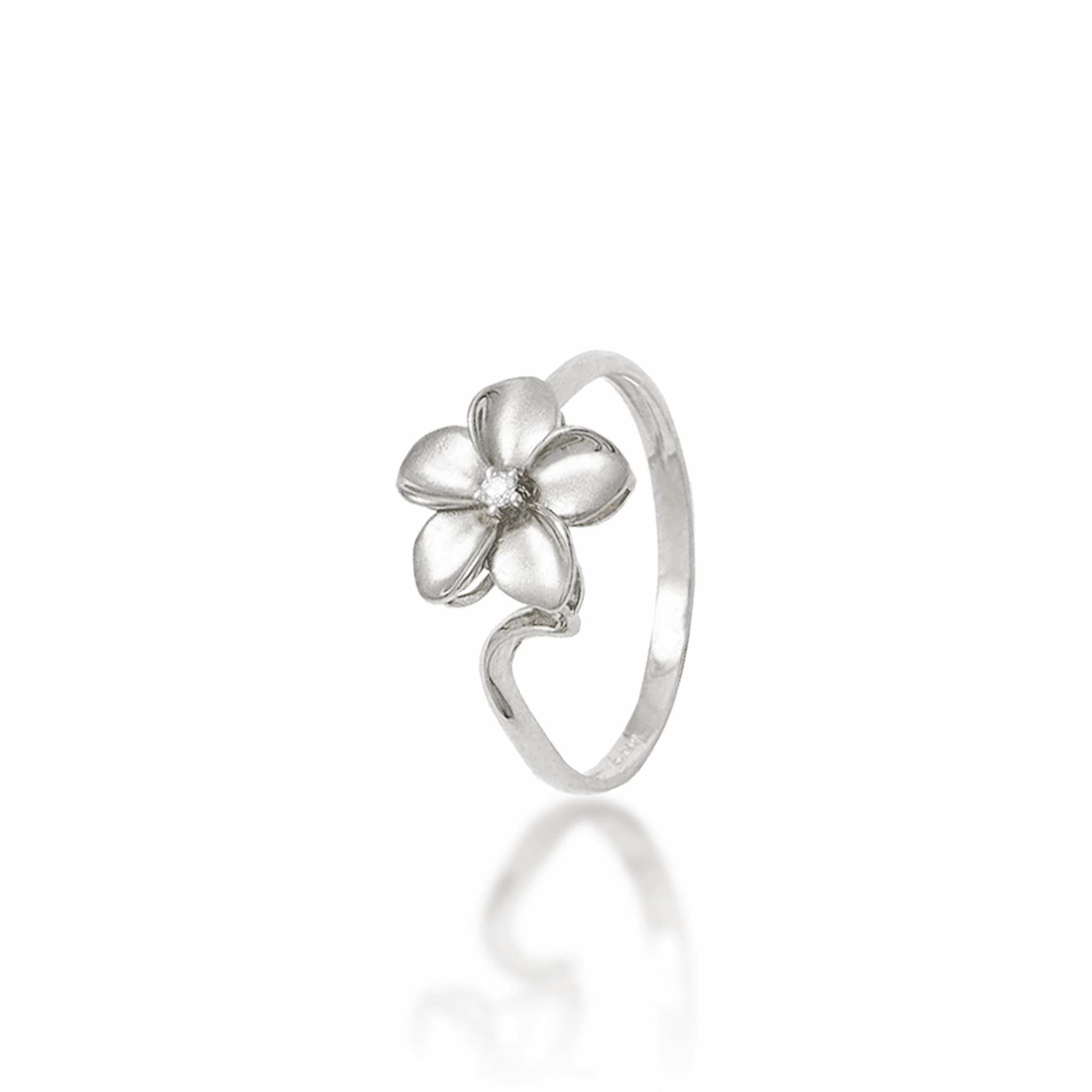 Distinctive Style Pieces Plumeria Ring in White Gold with Diamond - 11mm