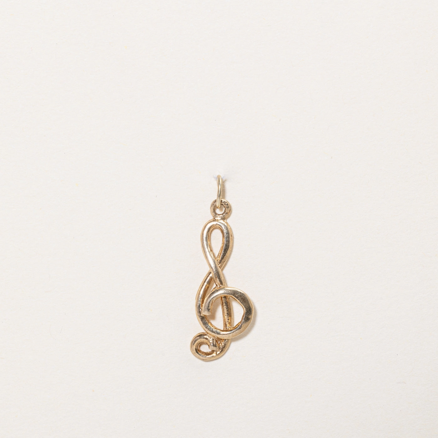 9k Yellow Gold Treble Clef Charm Simple Layer