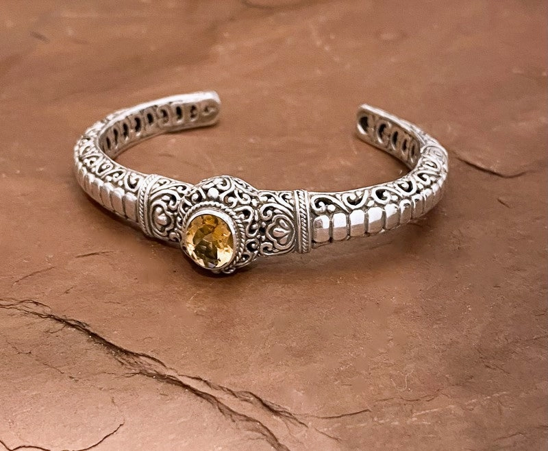 Modern Pair Superb Citrine Bracelet With Classic Bali Design And Handwork