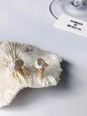 Graceful Form Balanced Accent Melting Ice Cream Cone Baroque Pearl Stud Earrings 18K | Ice Cream Waffle Baroque Pearl Stud, Waffle Gelato Earstud, Minimalist Pearl Statement Earrings