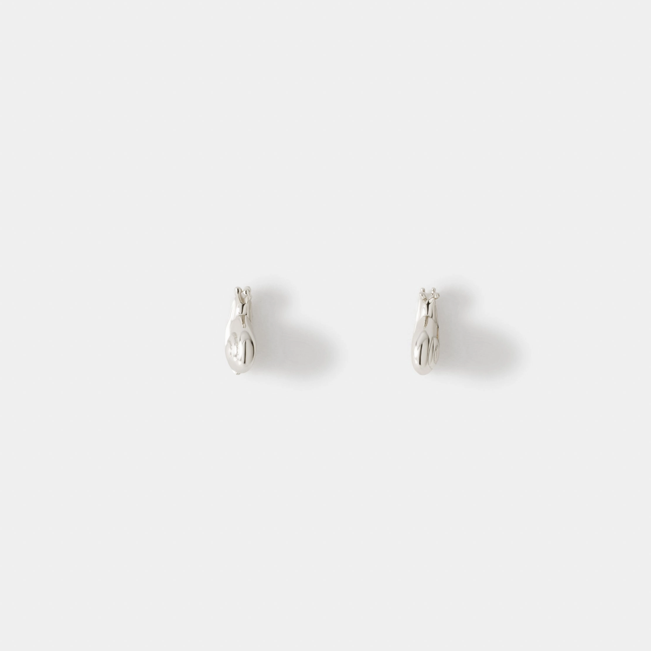 Small Trinket Snail Studs