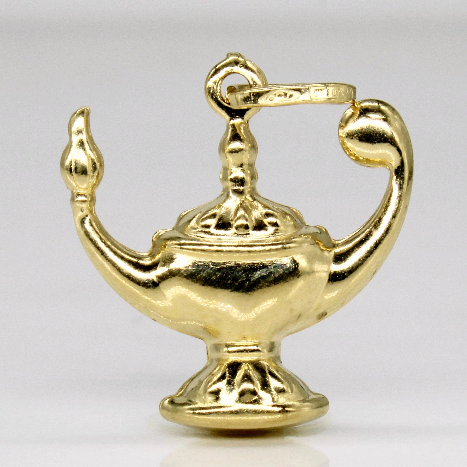 18k Yellow Gold Lamp Charm Fresh Feature