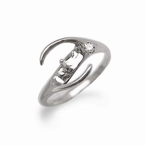 Pick A Pearl Caressing Hands Ring in White Gold with Diamond Wedding Outfit Minimalist Touch