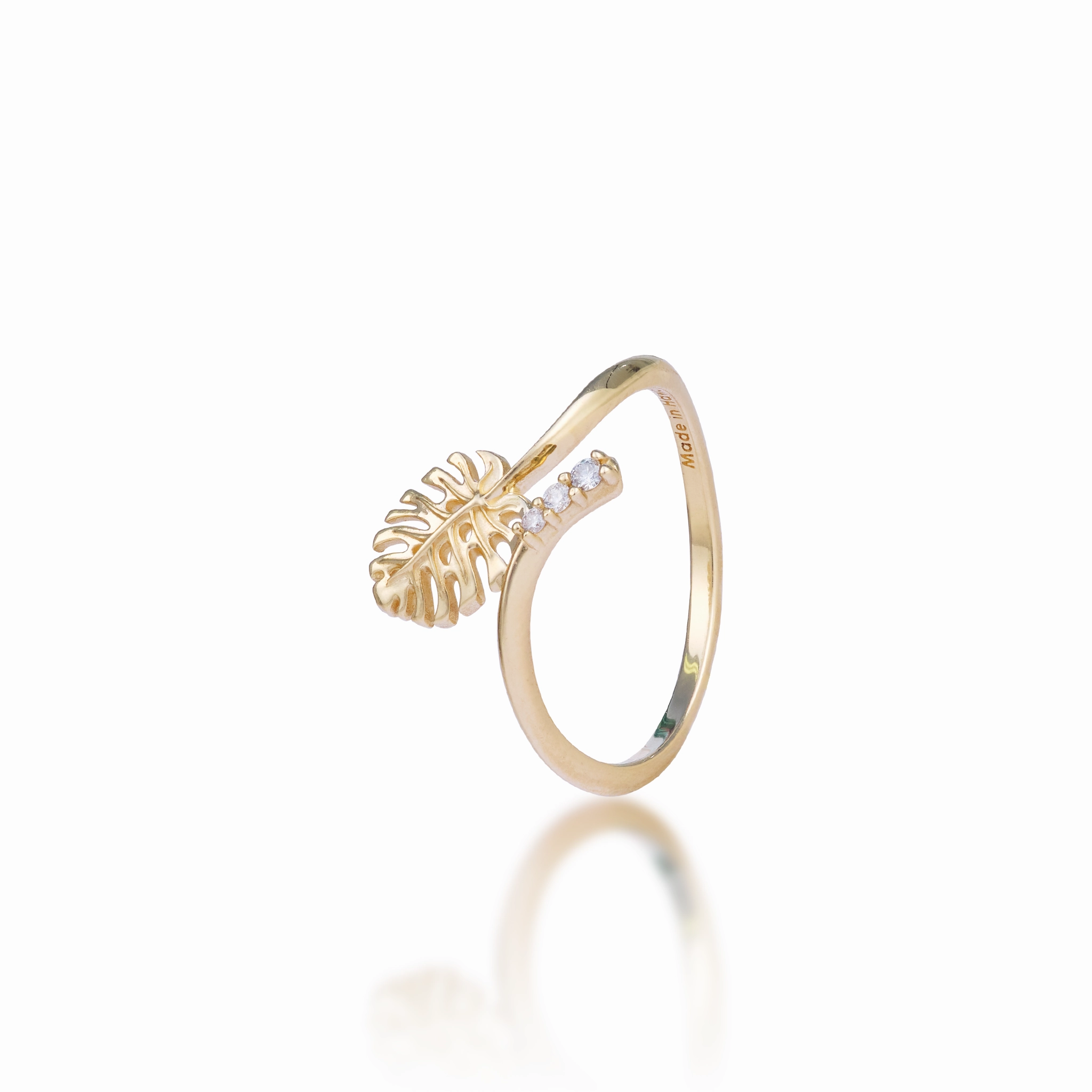 Monstera Ring in Gold with Diamonds - 9mm Luxury Glow Effortless Edge