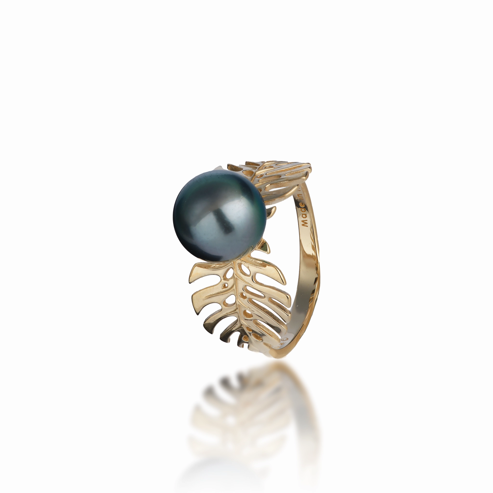Monstera Tahitian Black Pearl Ring in Gold - 8-9mm Glowing Details Classic Beauty