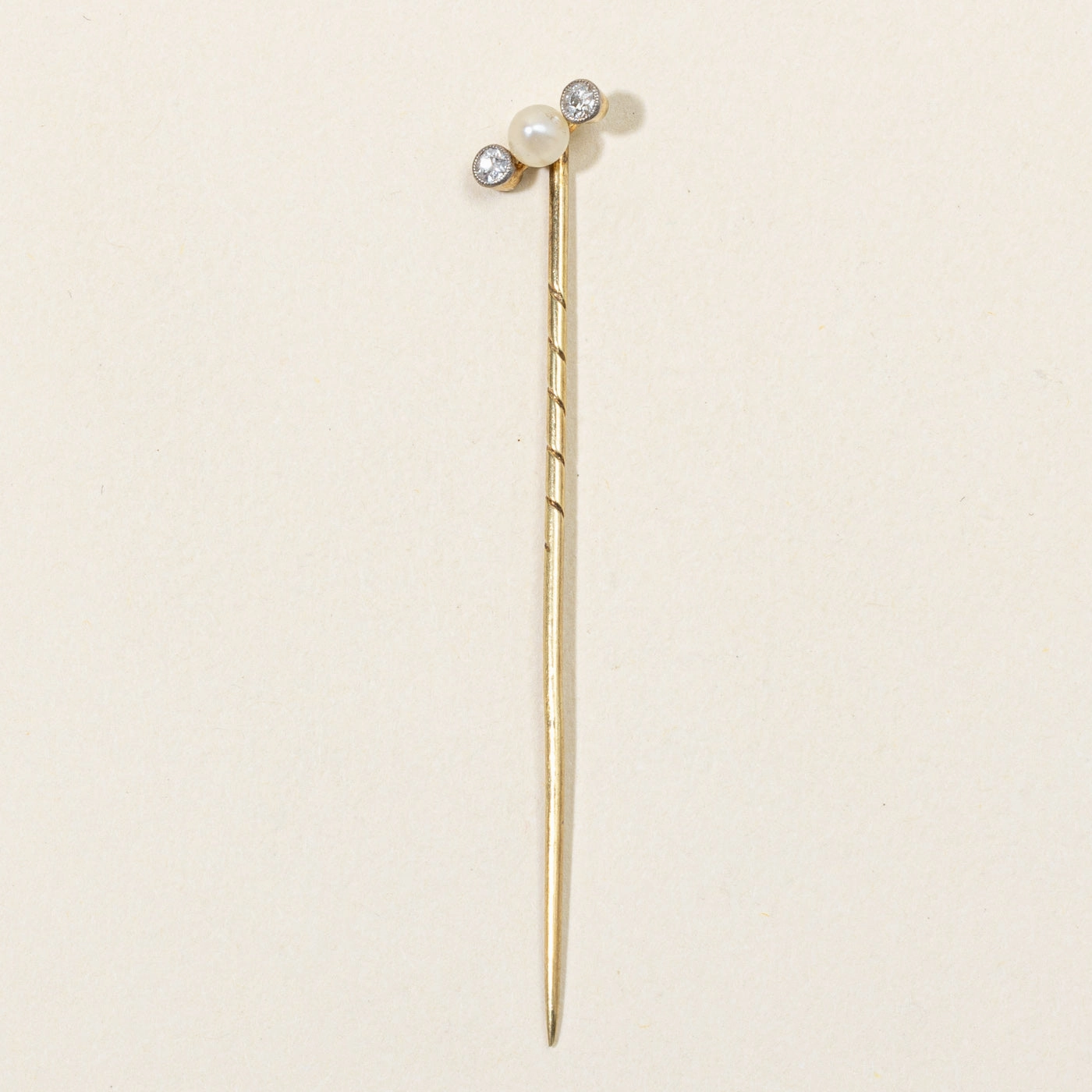 Charming Edge Old European Cut Diamond & Pearl Pin | 0.08ctw, 3.70mm Pearl |