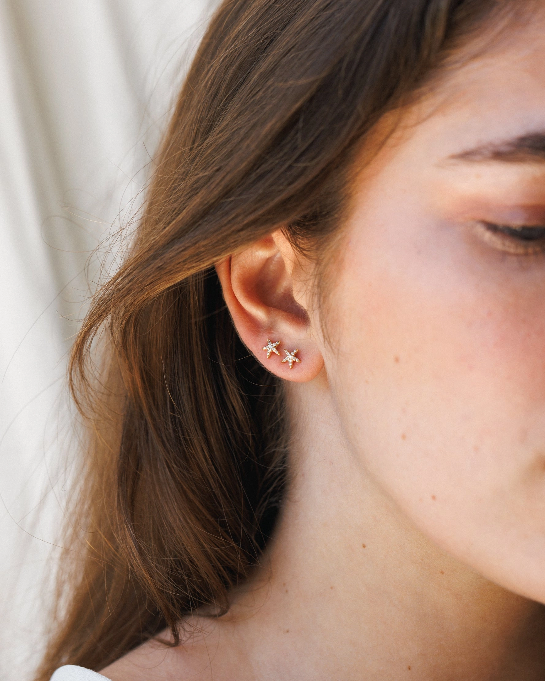 Holiday Glow Layering Game Pav?? Sea Star Studs