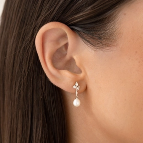 Pearl Drop Earrings Silver - Ariana Petite Shine daily accessory