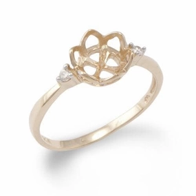 Pick A Pearl Crown Ring in Gold with Diamonds Glossy Look