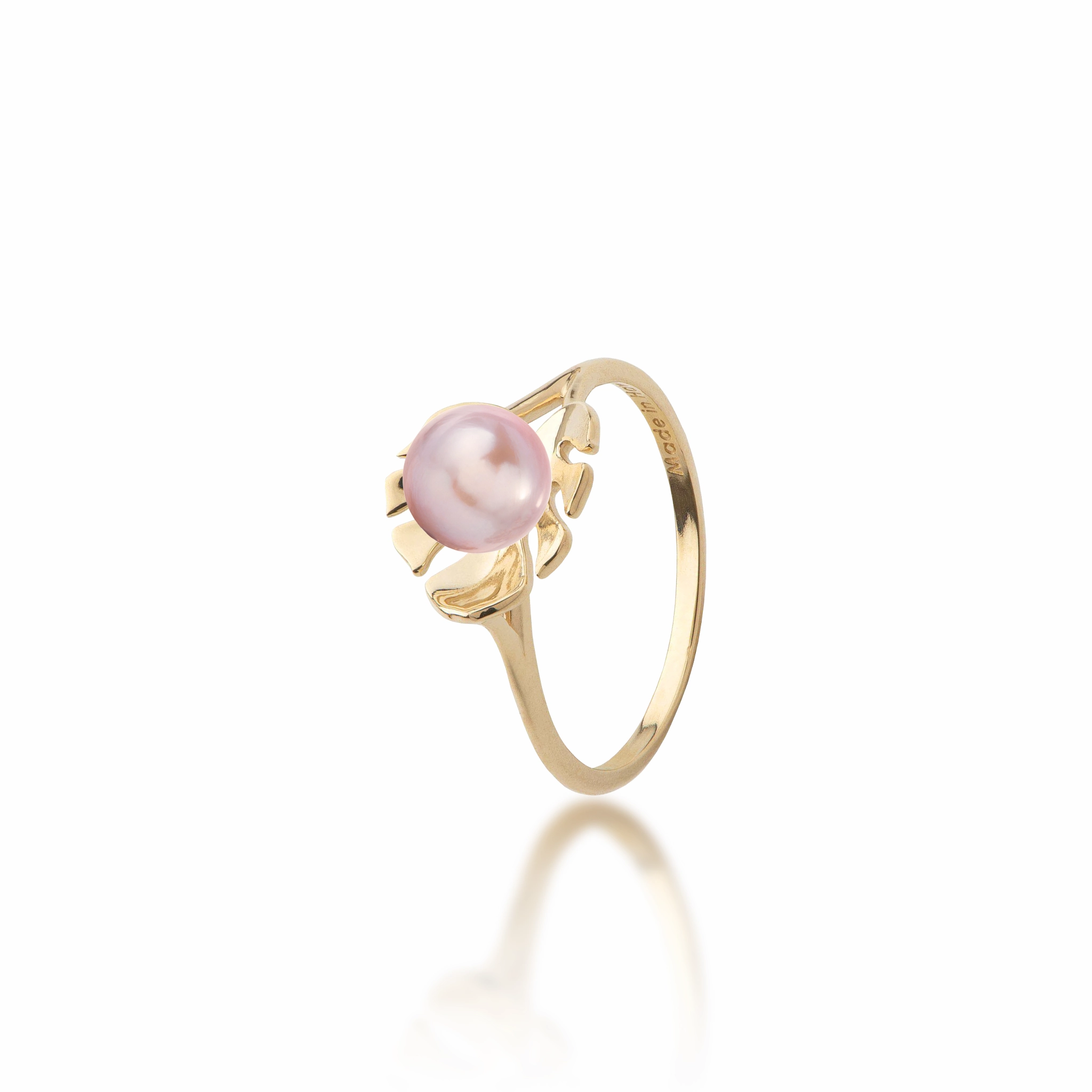 Pick A Pearl Monstera Ring in Gold Sophisticated Touch