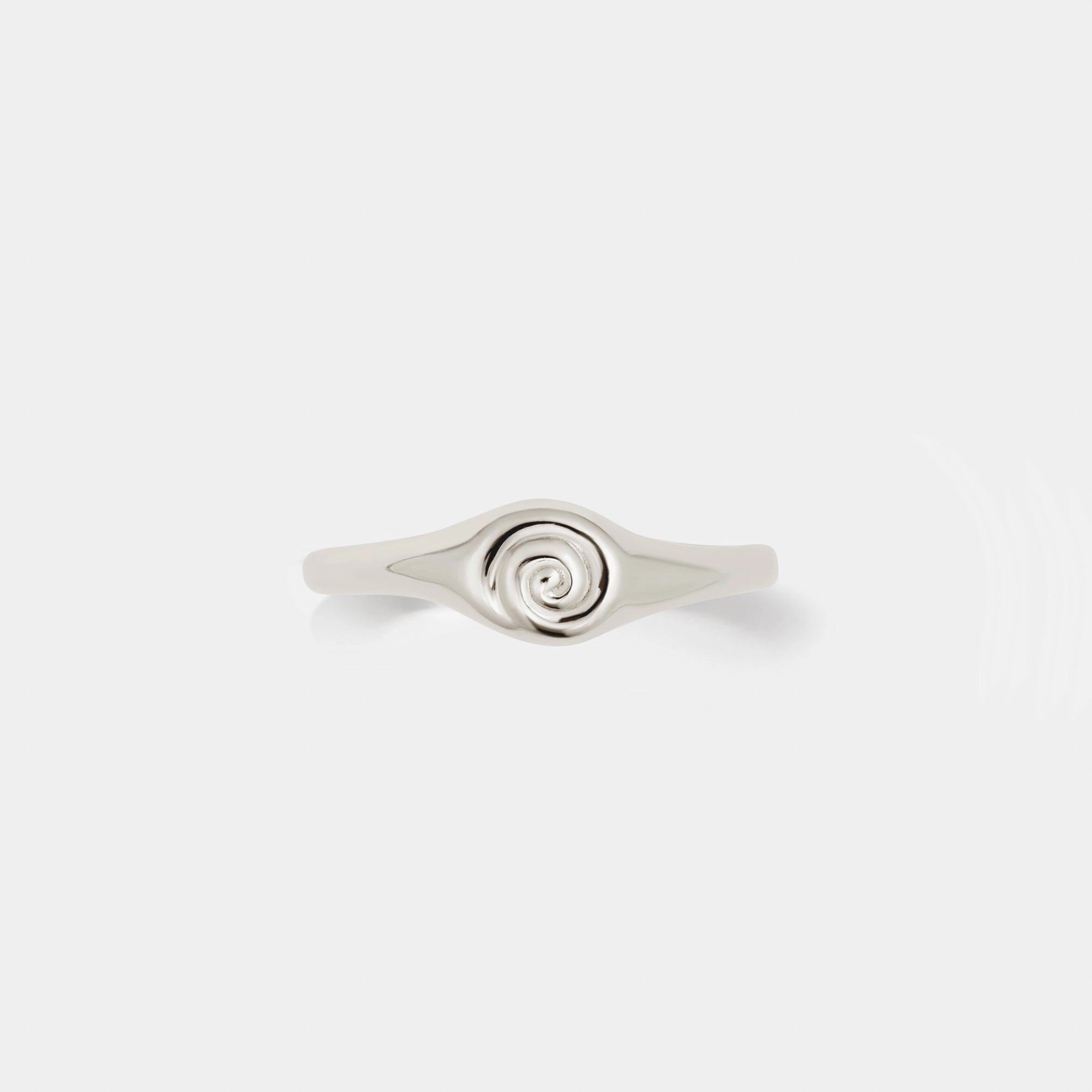 Lightweight Touch Tidepool Signet Ring