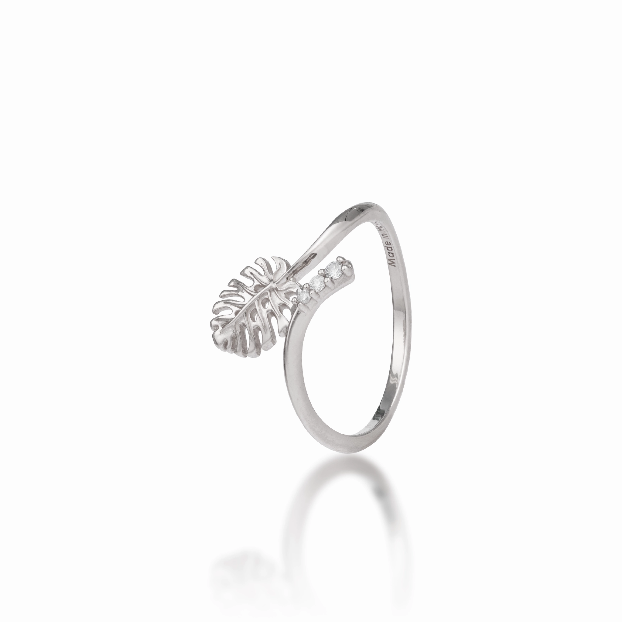 Monstera Ring in White Gold with Diamonds - 9mm Charming Accessories Timeless Glam