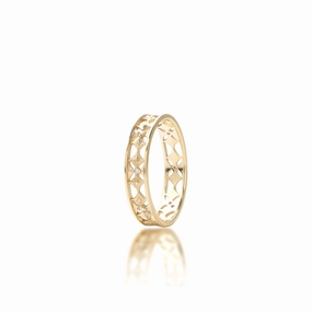 Bold Details Hawaiian Quilted Star Ring in Gold with Diamond - 4.5mm