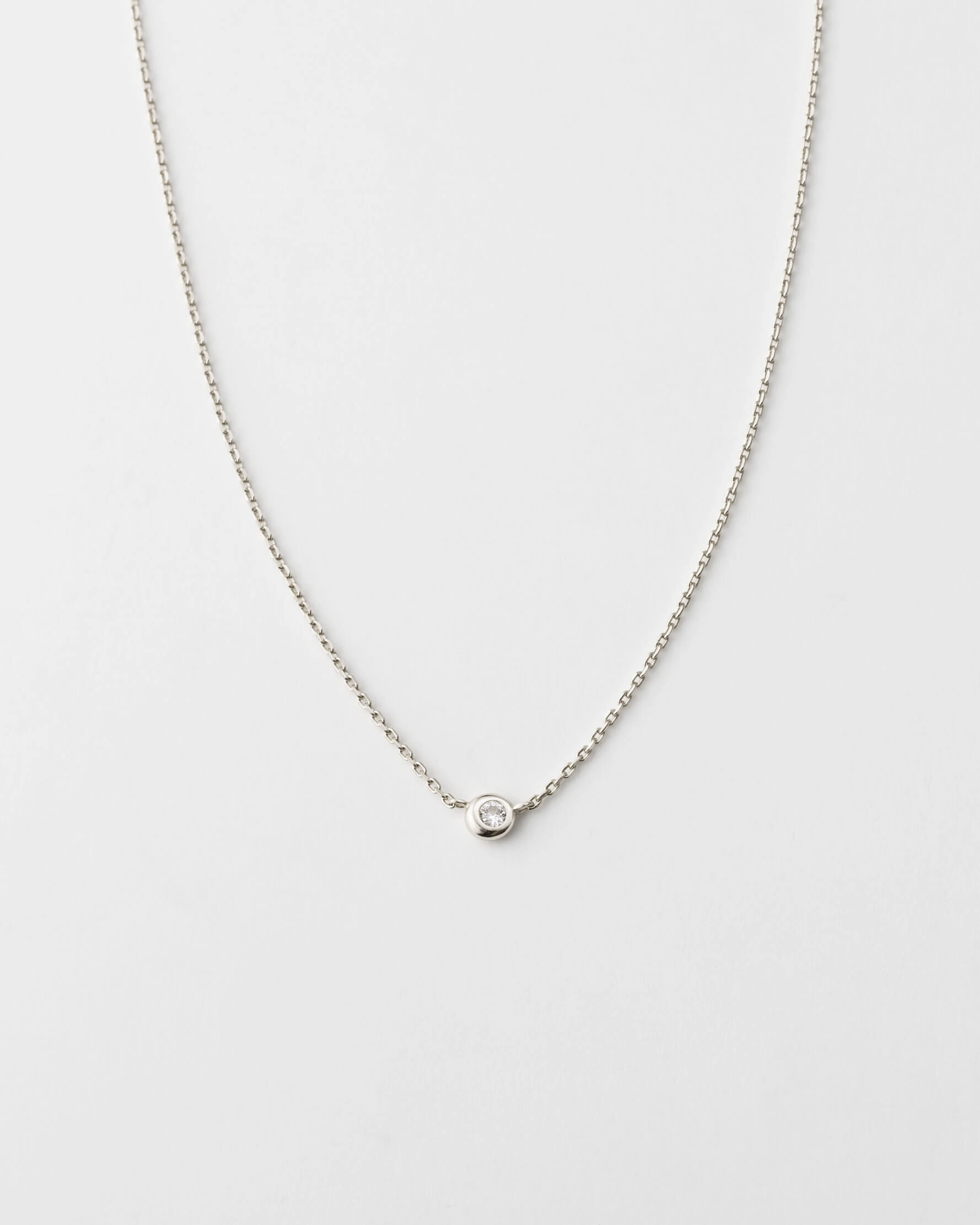 Unisex Wedding Item Sophisticated Look Gaia White Sapphire Solitaire Necklace