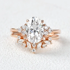 2.0ct Oval Cut Moissanite Floral Cluster Gold Ring Set 2pcs Edgy Light