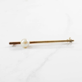Casual Charm Edwardian Era Pearl Brooch