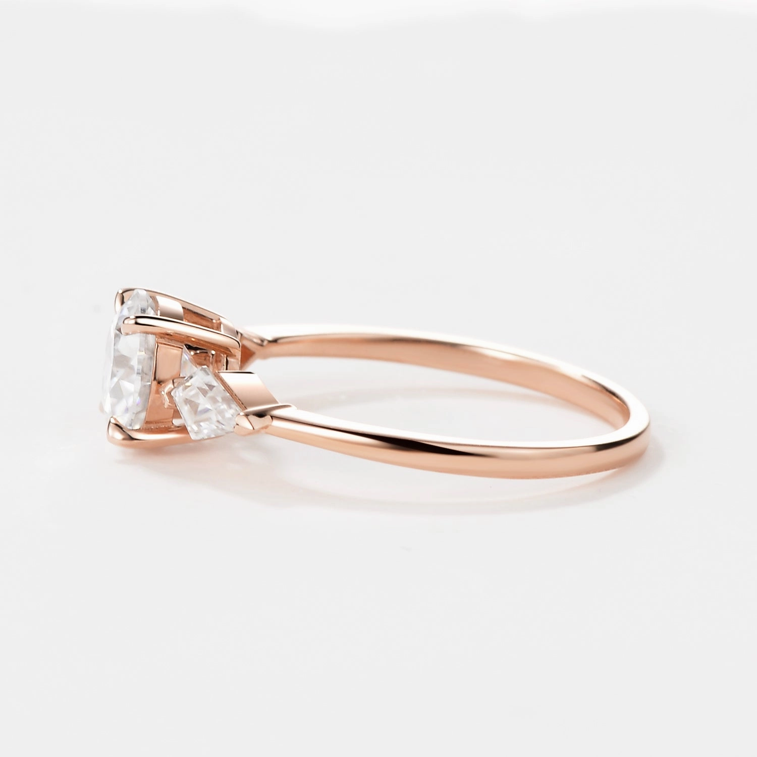 Round Cut Moissanite Rose Gold Engagement Ring Fresh Light