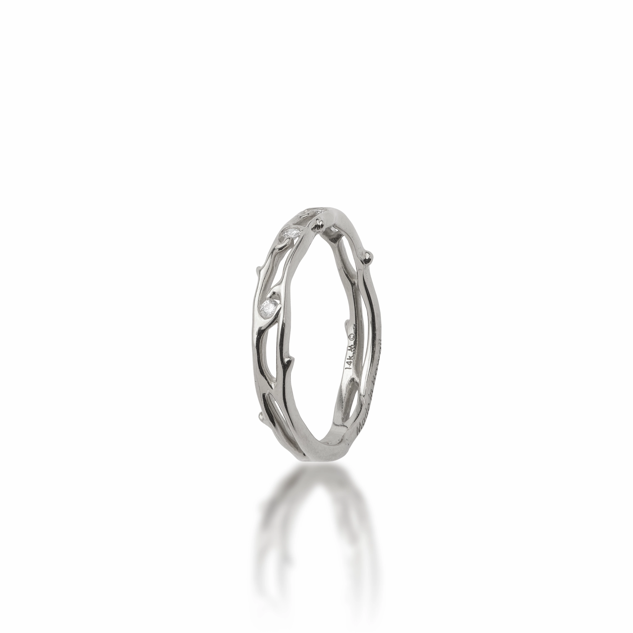 Heritage Ring in White Gold with Diamonds Graceful Piece Elegant Look