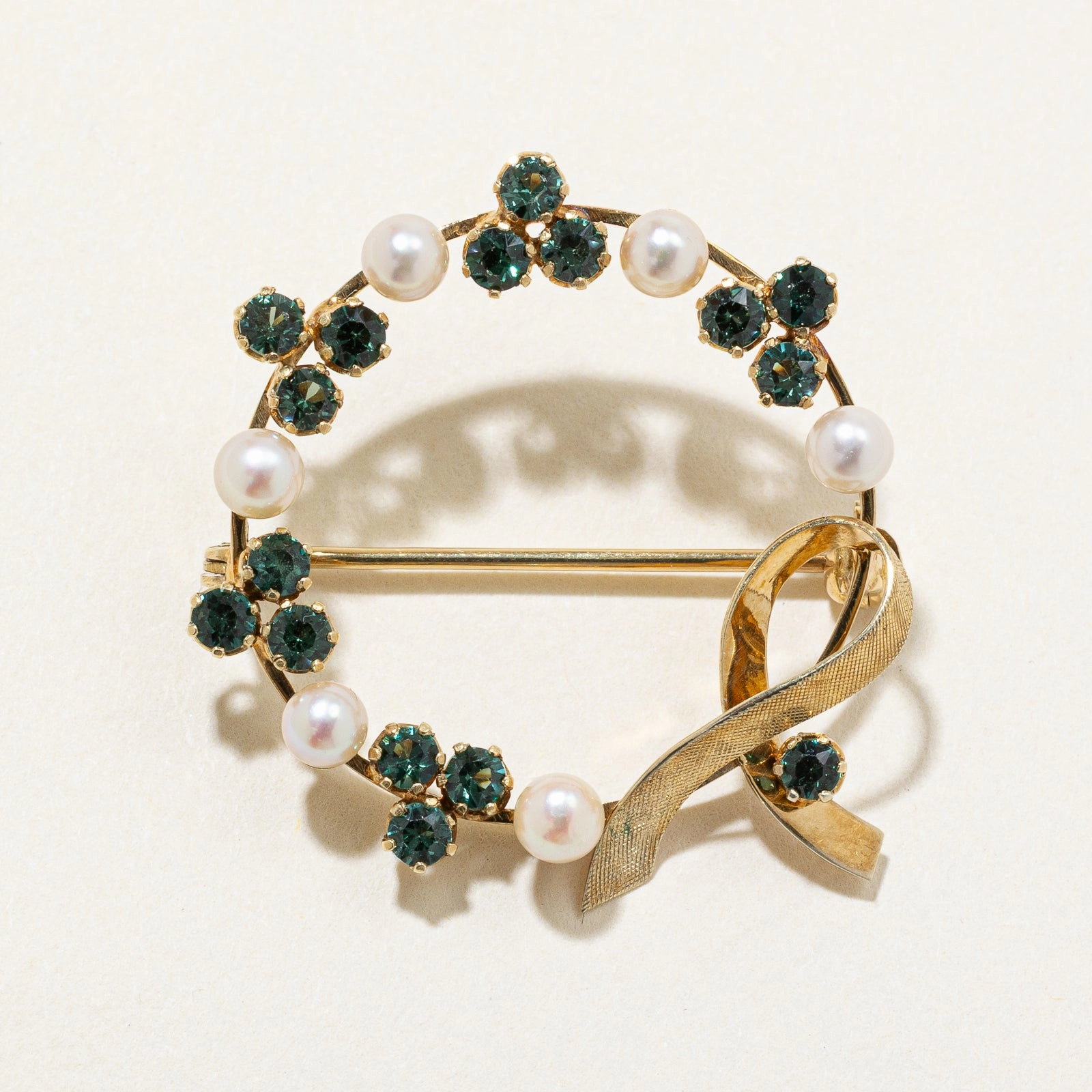Captivating Accent Everlasting Appeal Synthetic Spinel & Cultured Pearl Wreath Brooch | 1.00ctw, 3.50mm