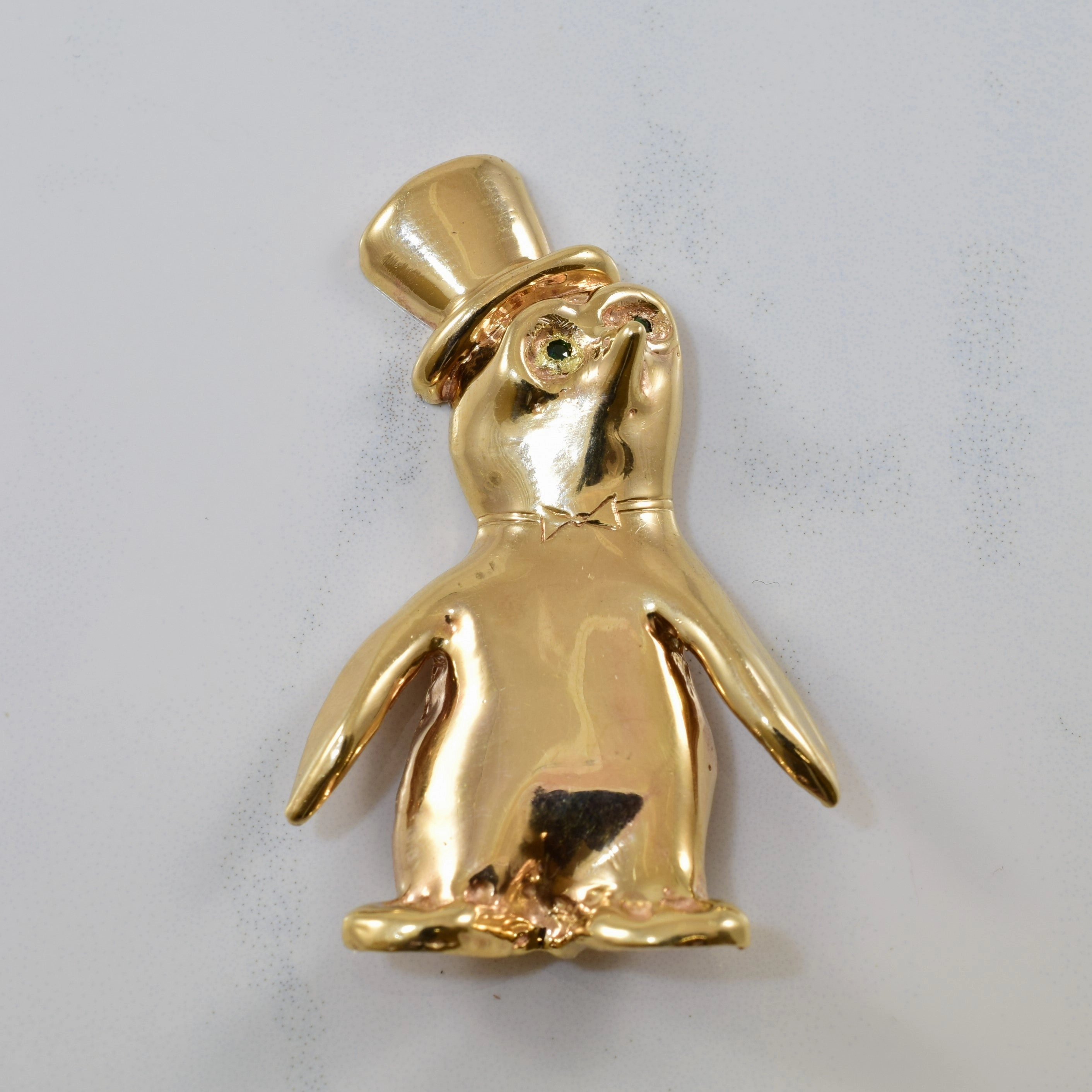 Quartz Eyed Penguin Brooch | 0.02ctw | Classic Craftwork